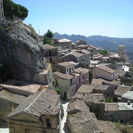 Kalos Experience Bed and breakfast